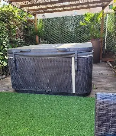Charmante Maison Avec Jacuzzi Agde
