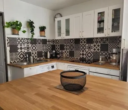 Charmante Maison Avec Jacuzzi Agde