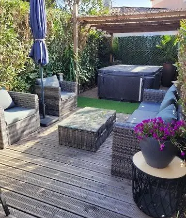 Charmante Maison Avec Jacuzzi Agde