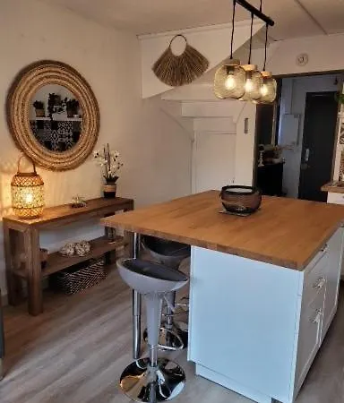 Holiday home Charmante Maison Avec Jacuzzi Agde