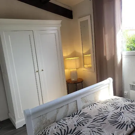 Holiday home Charmante Maison Avec Jacuzzi Agde
